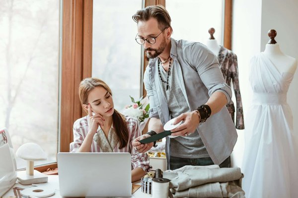 Why and how should chatbots be designed for people with language disorders ?